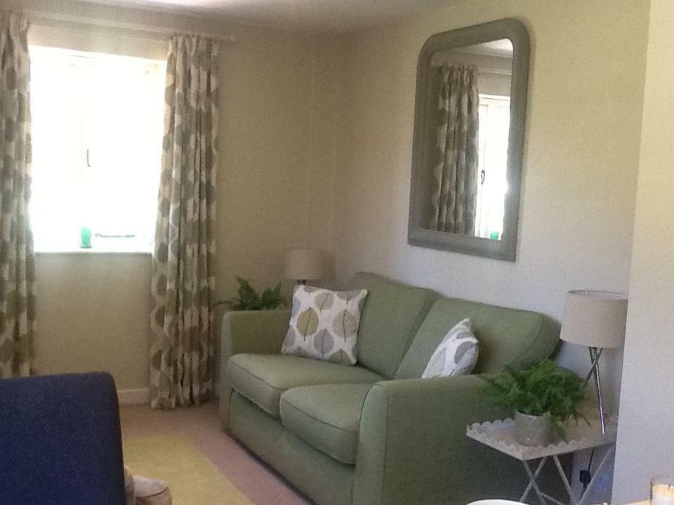 Gardeners Cottage Crudwell ภายนอก รูปภาพ